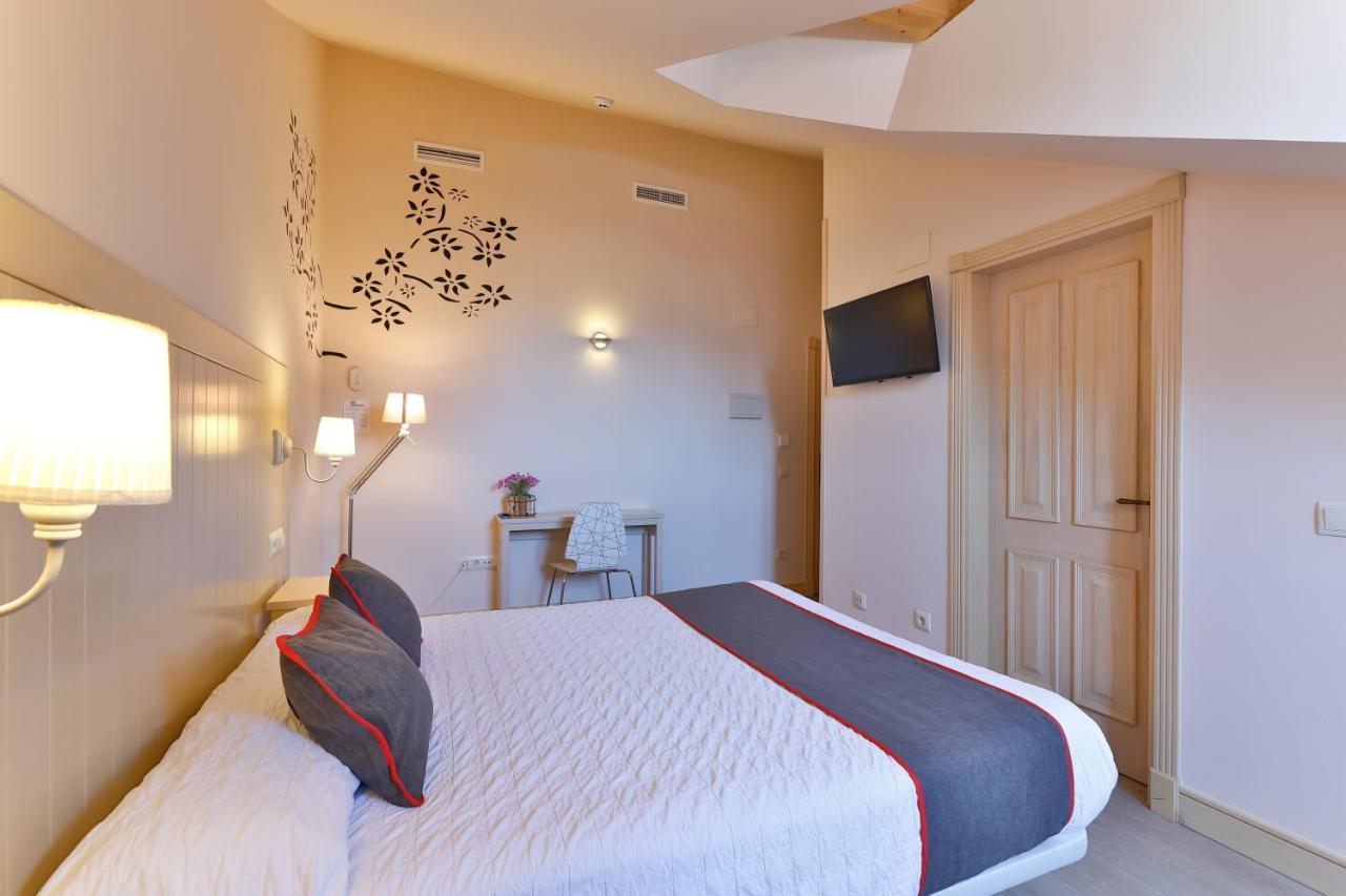 Hostal La Chata By Vivere Stays San Ildefonso Ngoại thất bức ảnh