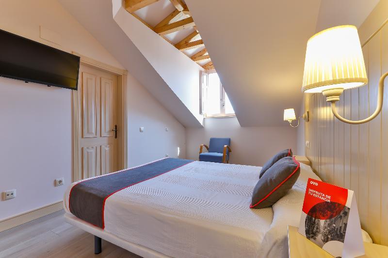 Hostal La Chata By Vivere Stays San Ildefonso Ngoại thất bức ảnh