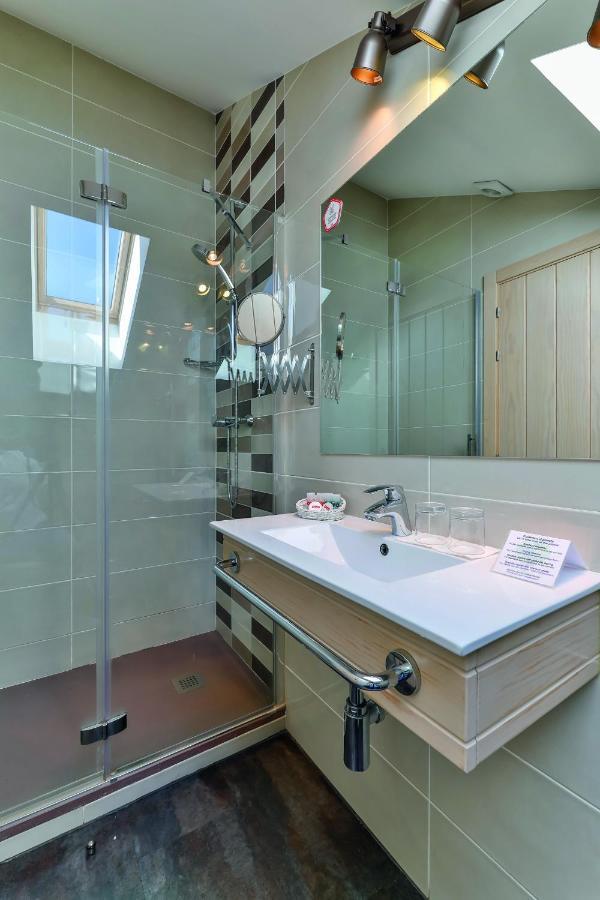Hostal La Chata By Vivere Stays San Ildefonso Ngoại thất bức ảnh