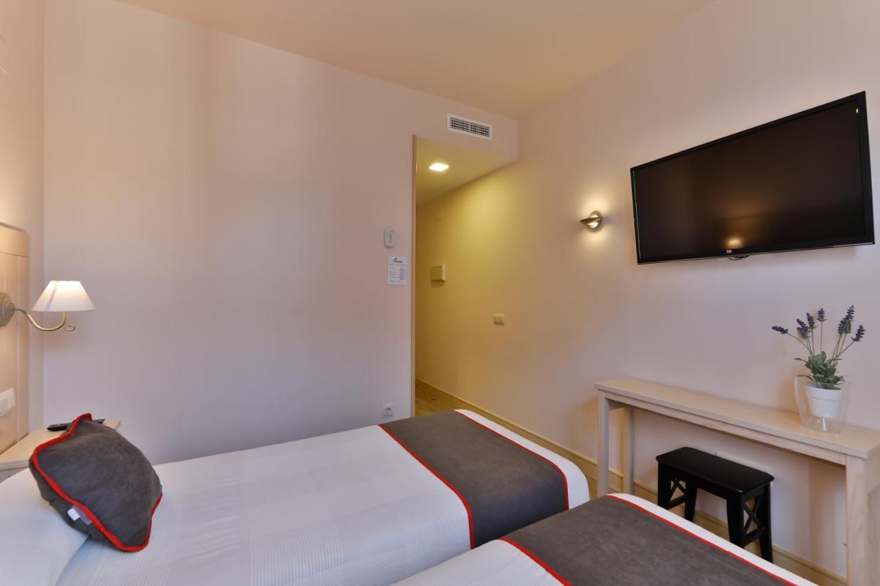 Hostal La Chata By Vivere Stays San Ildefonso Ngoại thất bức ảnh